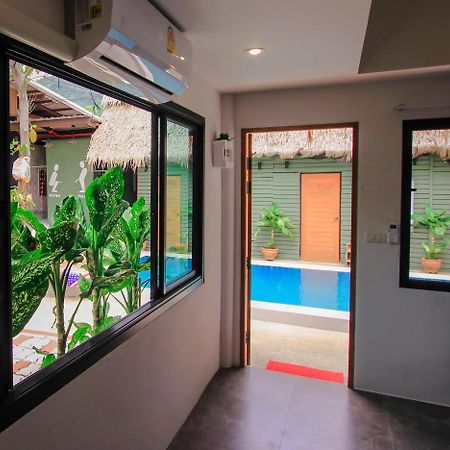 Bandon Beach Bar & Hostel (Adults Only) Ламаи-Бич Экстерьер фото