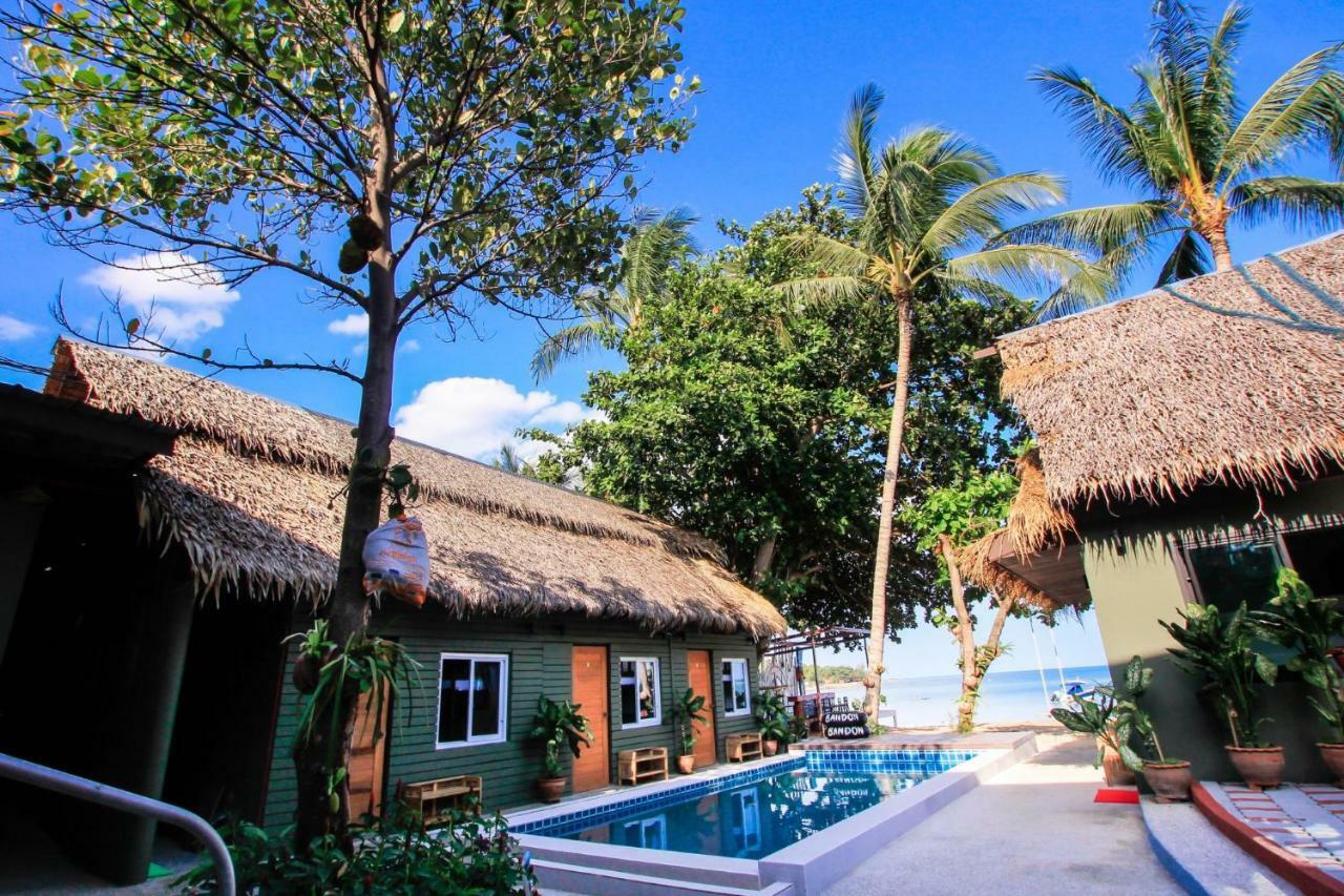 Bandon Beach Bar & Hostel (Adults Only) Ламаи-Бич Экстерьер фото